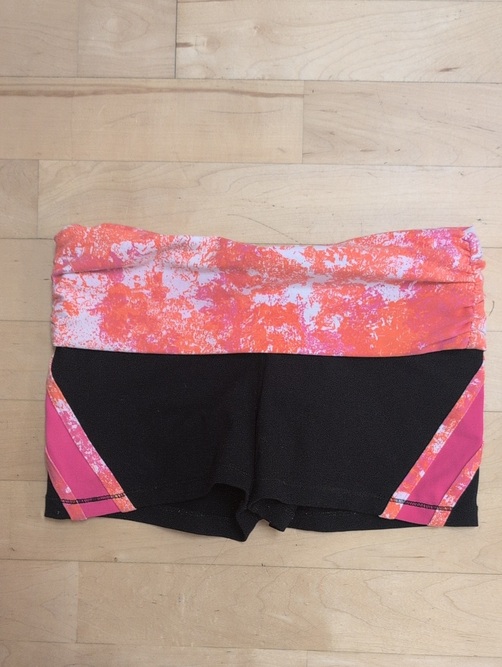 PH8 Women's Athletic Shorts in Black & Pink Size Small